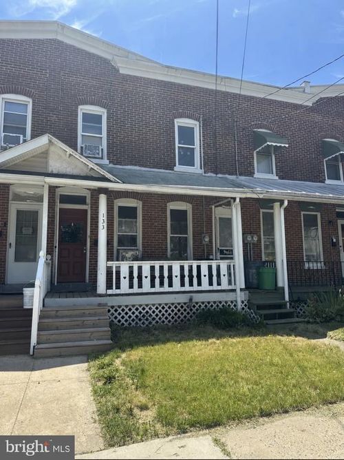 133 N 3rd Ave, ROYERSFORD, PA, 19468-1905 | Card Image