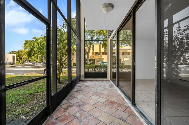 APT-808 - 2821 Sw 87 Th Ave, Condo with 3 bedrooms, 3 bathrooms and null parking in Davie FL | Image 7