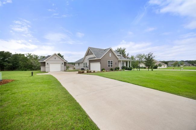 127 Buteo St, House other with 4 bedrooms, 3 bathrooms and 2 parking in Cedar Creek TX | Image 4