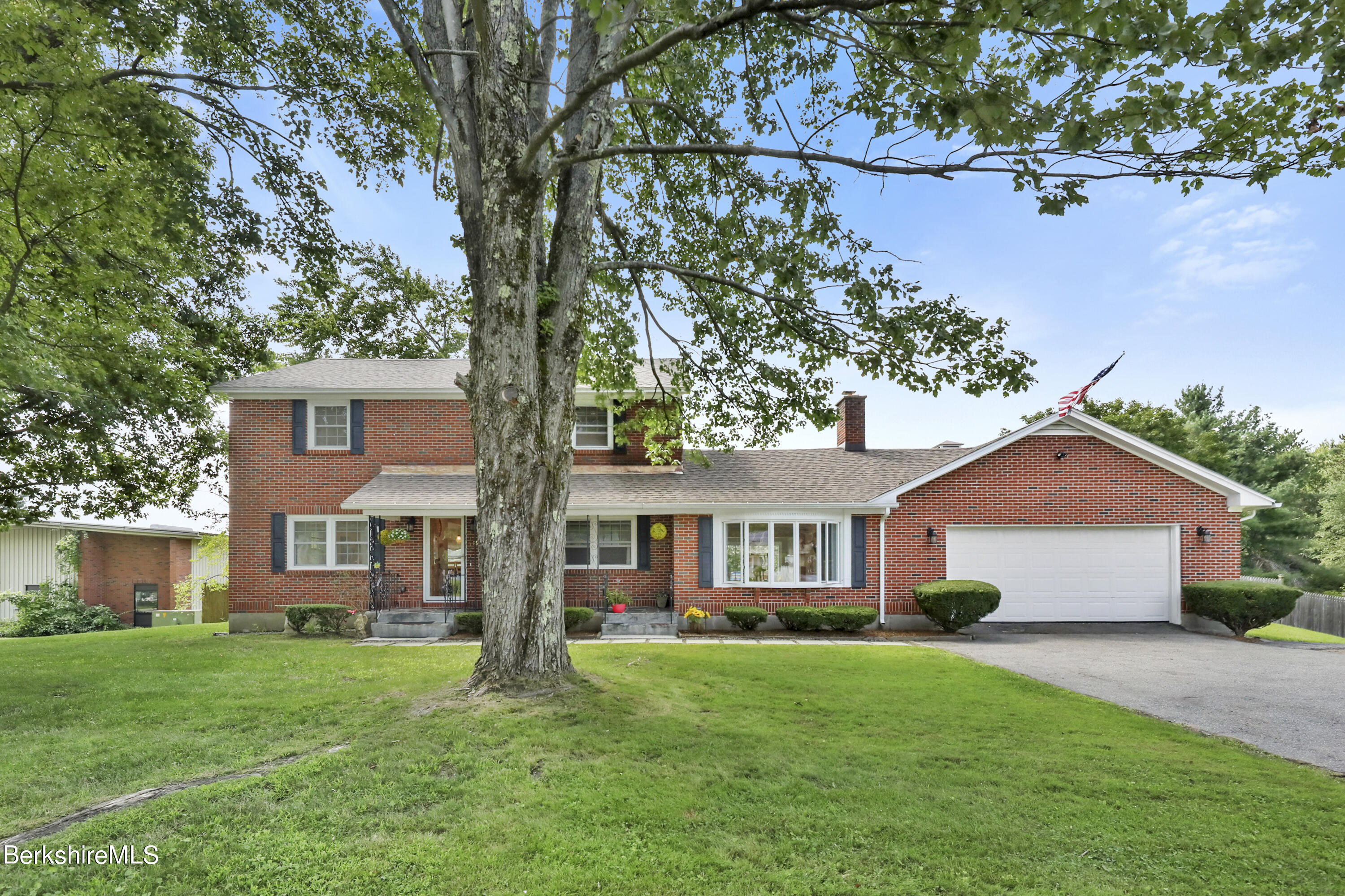 Hubbard Ave, Pittsfield, MA 01201