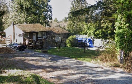 23380 141 Ave, Maple Ridge, BC, V4R2R4 | Card Image