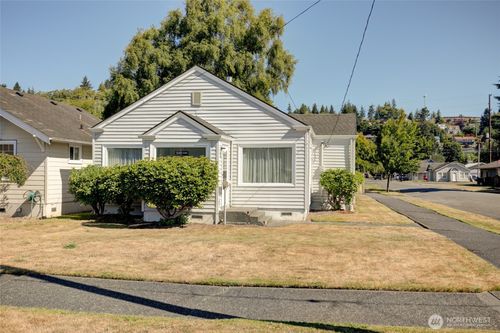 249 Karr Ave, Hoquiam, WA, 98550-1728 | Card Image