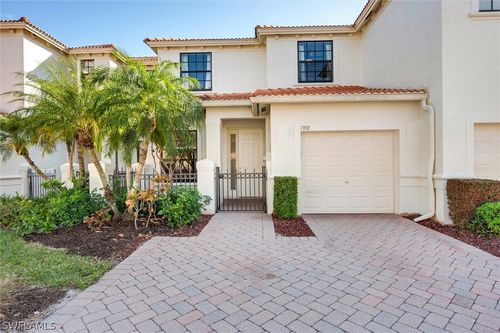 7392 Bristol Cir, NAPLES, FL, 34120-0694 | Card Image