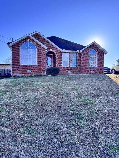 589 Hollandale Rd, La Vergne, TN, 37086-2018 | Card Image