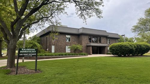 232-6100 Newport Rd, Portage, MI, 49002-9235 | Card Image