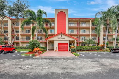 411-B - 1001 Sw 128th Ter, Condo with 2 bedrooms, 2 bathrooms and null parking in Pembroke Pines FL | Image 2