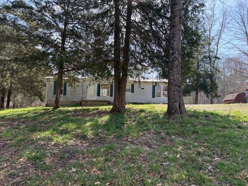 60 Robert Barnhill Rd, Paris, TN, 38242-7690 | Card Image