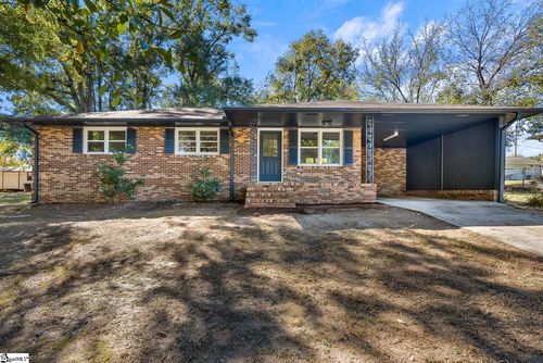 628 Fairmont Rd, Anderson, SC, 29621-5934 | Card Image