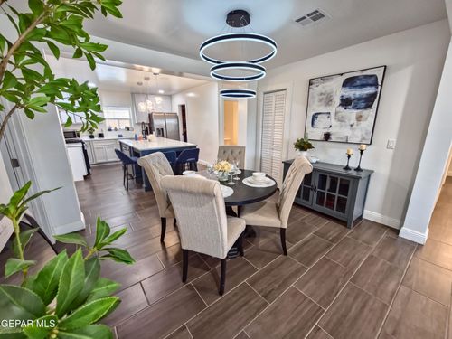 7321 Cuba Dr, El Paso, TX, 79915-1439 | Card Image