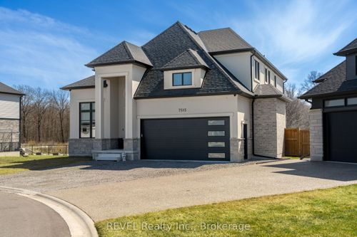 7515 Sherrilee Cres, Niagara Falls, ON, L2H3T4 | Card Image