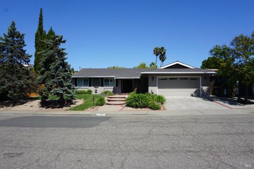 126 Skyway Dr, Vallejo, CA, 94591-4062 | Card Image