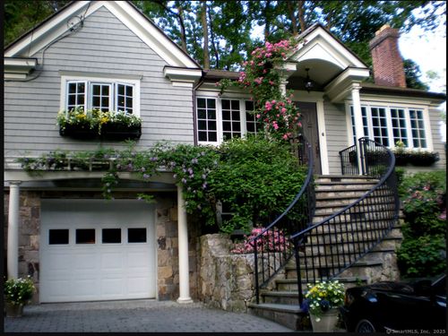 53 Valleywood Rd, Cos Cob, CT, 06807-2332 | Card Image