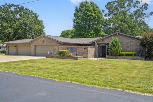 104 Hickory St, Blue Eye, MO, 65611-8302 | Card Image