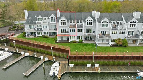 216-216 Breakers Ln, Stratford, CT, 06615-7569 | Card Image