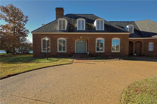 4 Cedar Point Dr, Hampton, VA, 23669-4168 | Card Image