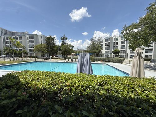 503-17560 Atlantic Blvd, Sunny Isles Beach, FL, 33160-2835 | Card Image