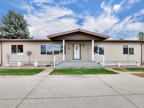 26026 N N Madison Rd, Chattaroy, WA, 99003 | Card Image
