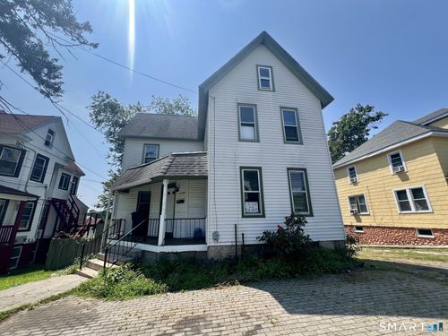 240 Crystal Ave, New London, CT, 06320-6516 | Card Image