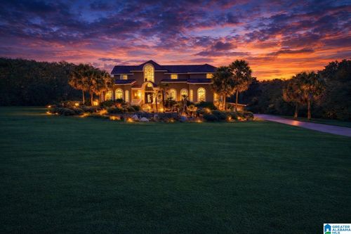 200 Asphodel Dr, Dothan, AL, 36303-2983 | Card Image