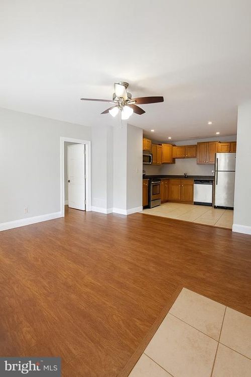 apt-a-171 Pine Ave, RUNNEMEDE, NJ, 08078-1867 | Card Image