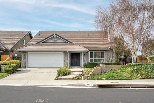 28125 Vernal Way, Saugus, CA, 91350-1977 | Card Image