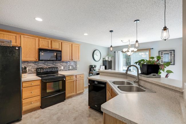 1704 Talon Trl, Townhouse with 3 bedrooms, 3 bathrooms and null parking in Eagan MN | Image 14