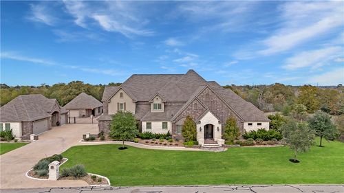 5009 Trumpeter Swan Dr, College Station, TX, 77845-3121 | Card Image