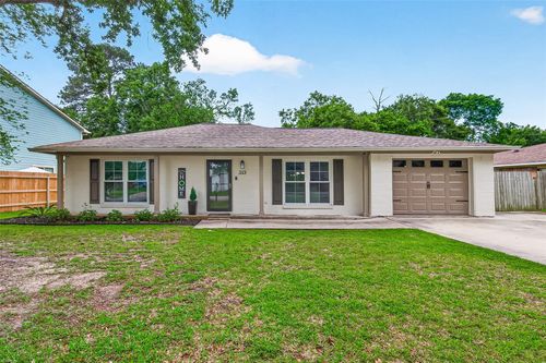 319 Kings Port St, Crosby, TX, 77532-5202 | Card Image