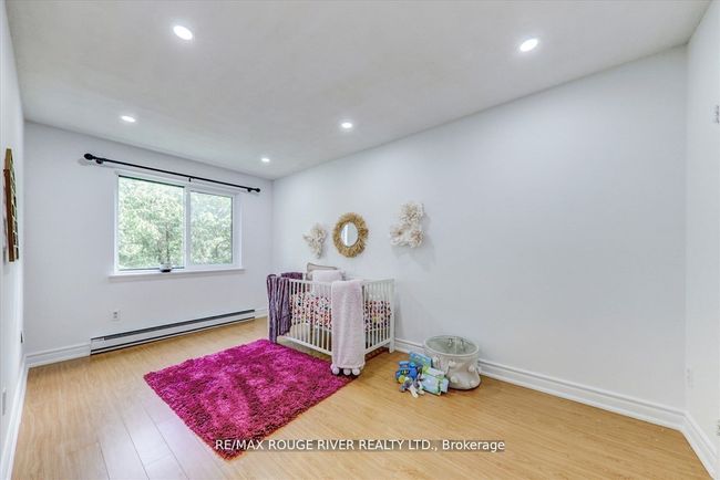 21 - 25 Pebble Byway, Condo with 3 bedrooms, 2 bathrooms and null parking in North York ON | Image 25