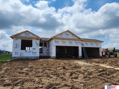 10801 Century Ln, Lincoln, NE, 68527-1853 | Card Image