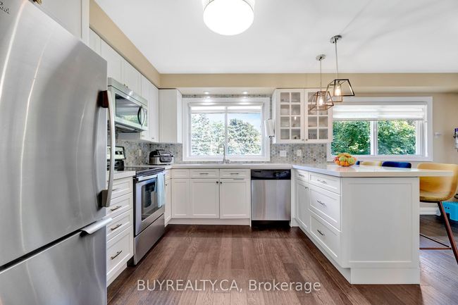 72B - 104 Poplar Cres, House attached with 4 bedrooms, 2 bathrooms and 2 parking in Aurora ON | Image 15