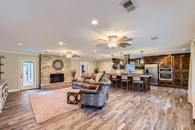 Entrance, Living room. Main house | Image 9