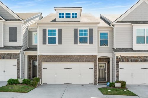 7624 Squire Ct, Fairburn, GA, 30213-1133 | Card Image