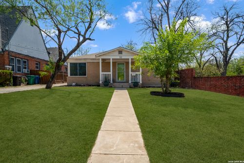132 Vassar Ln, San Antonio, TX, 78212-1936 | Card Image