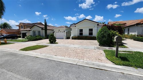 14249 Sw 90th Ter, Miami, FL, 33186-7801 | Card Image