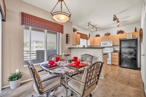 2067-7401 W Arrowhead Clubhouse Dr, Glendale, AZ, 85308-8808 | Card Image