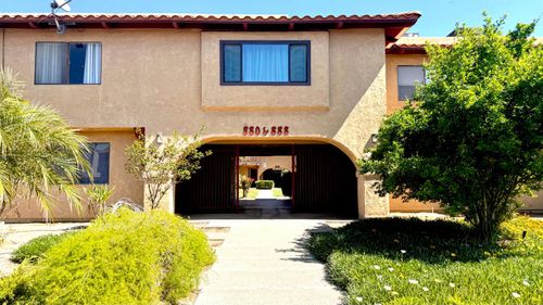 e-880 Greenfield Ave, Hanford, CA, 93230-3564 | Card Image