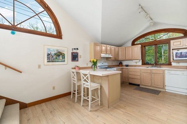 UNIT-1 - 8 Moorland Rd, Condo with 2 bedrooms, 2 bathrooms and 2 parking in Gloucester MA | Image 17