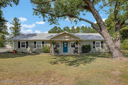 5813 Sidbury Rd, Castle Hayne, NC, 28429-7327 | Card Image