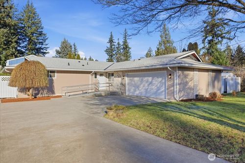 5301 76th Pl Ne, Marysville, WA, 98270-3831 | Card Image