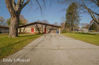 2186 Mary Ave-01 | Image 2