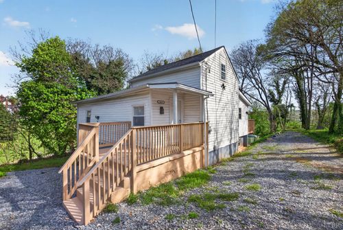 1612 Union St, Lynchburg, VA, 24504-2747 | Card Image