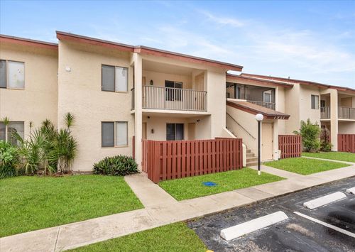 apt-f9-7951 Southgate Blvd, North Lauderdale, FL, 33068-1141 | Card Image