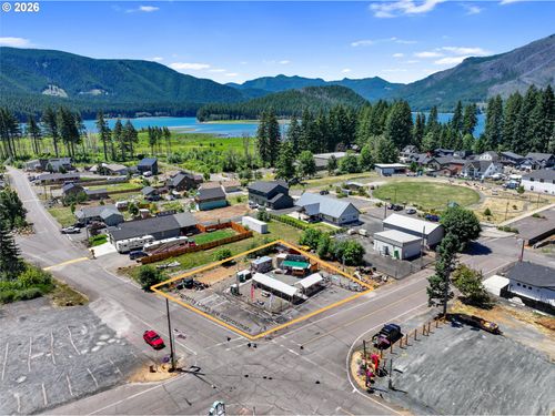 100 Detroit Ave, Detroit, OR, 97342-9700 | Card Image