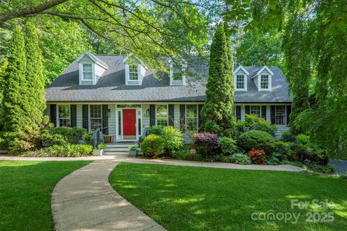3 Lornelle Pl, Asheville, NC, 28804-2220 | Card Image