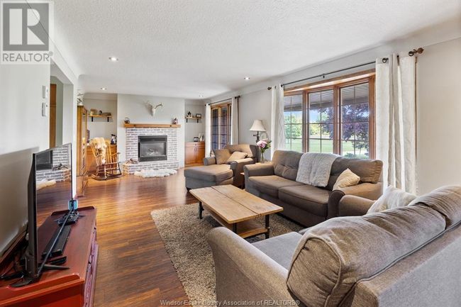 836 Talbot Rd, House other with 4 bedrooms, 2 bathrooms and null parking in Maidstone ON | Image 7