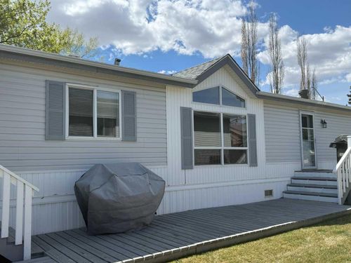 4621 46 Street, Sylvan Lake, AB, T4S1N9 | Card Image