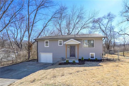 1121 Cordell St, Excelsior Springs, MO, 64024-2631 | Card Image