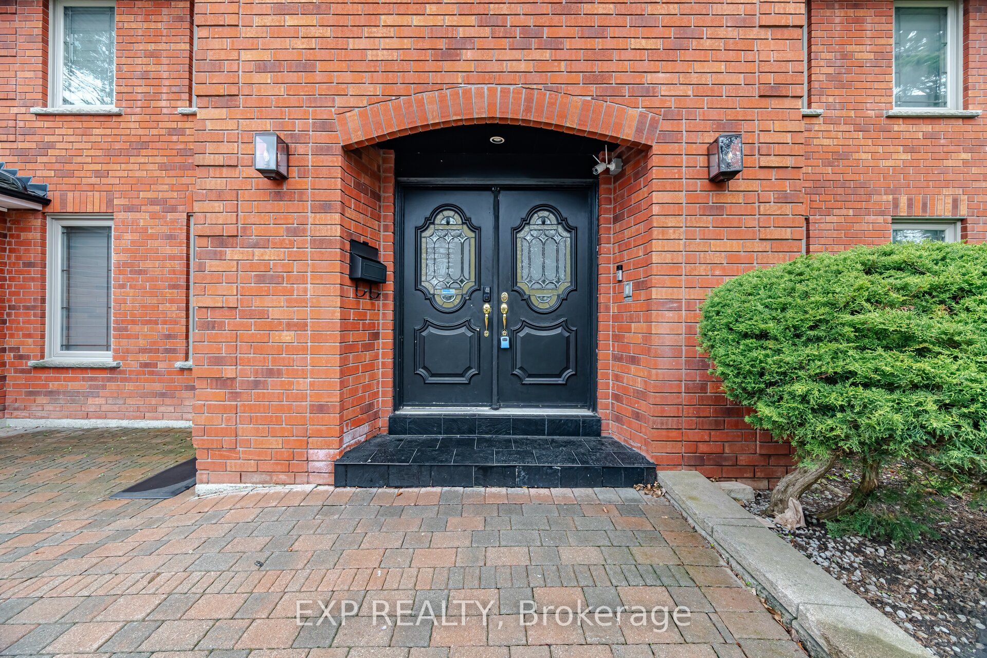 Residential in Vaughan 4