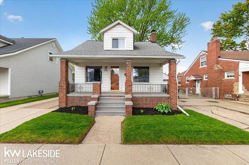 27377 Pinehurst St, Roseville, MI, 48066-2861 | Card Image
